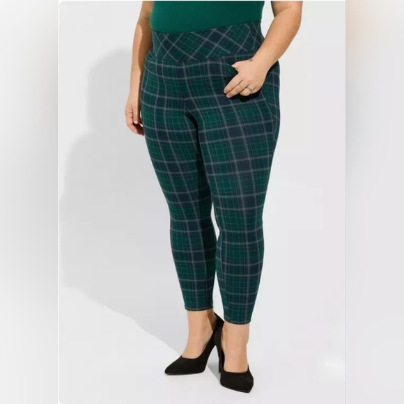 Torrid Plus Sz 6T Green Plaid Ponte Skinny Pants High Rise Pixie Pocket - Picture 1 of 10